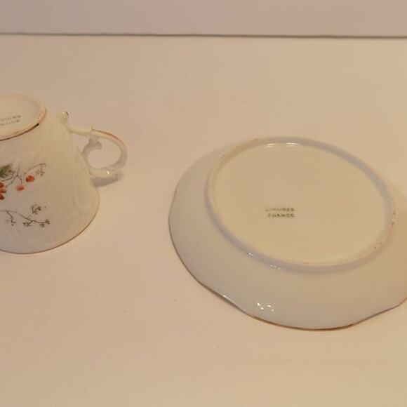 Vintage Limoges demitasse cup and saucer - Picture 9 of 9